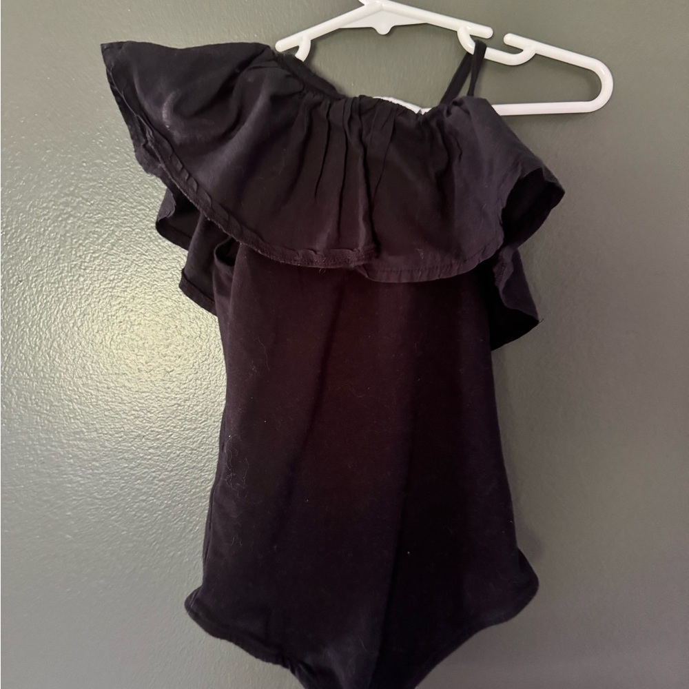 Zara Black One-Shoulder Ruffle Footie - Picture 2 of 3